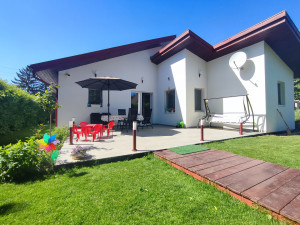 3-Bedroom Modern Villa near Lake Balaton