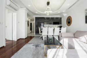 3-Bedroom Penthouse with Terrace