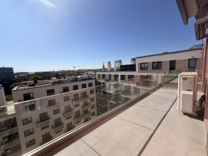 Modern 2-Bedroom Flat on Corvin Promenade with Panoramic View