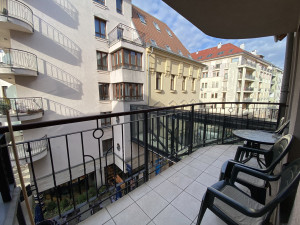 Bright apartment with large balcony in prime District 7 location