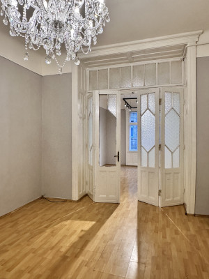 1-Bedroom Apartment 5-minute walk to Danube