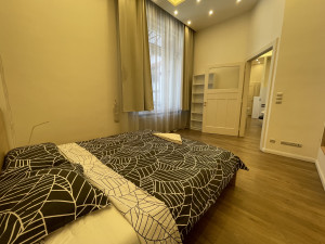 2-Bedroom Flat for Rent in Báthory utca