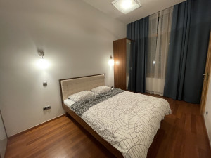Modern 1-Bedroom Apartment near Parliament