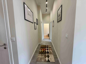4-Bedroom Apartment near Danube in Lónyay utca