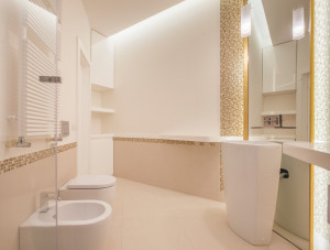 3-Bedroom Designer Luxury Apartment with Balcony