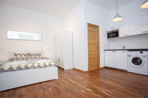 Bright Studio Flat in City Center.