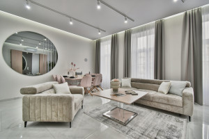 3-Bedroom Apartments with Synagogue View