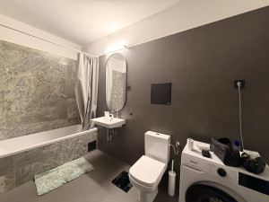 Modern 2-Bedroom Flat on Corvin Promenade