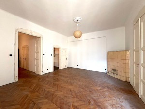 2-Bedroom Apartment with Balcony few steps from Parliament