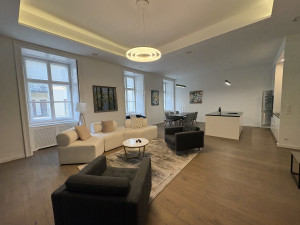 2-Bedroom Apartment next to Basilica and Liberty Square