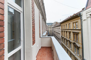 3-Bedroom Apartment next to Vaci utca