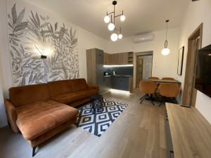 Renovated 2-Bedroom Apartment in the Heart of Downtown Budapest