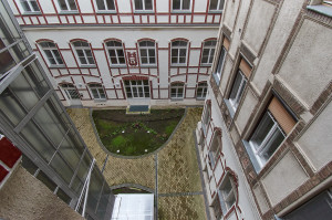 3-Bedroom Renovated Apartment near Andrassy út