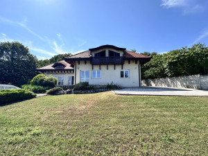 5-Bedroom Villa at Lake Balaton with Panoramic View