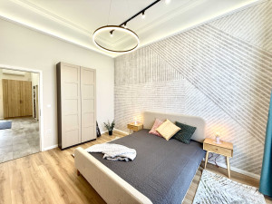 4-Bedroom Apartment with Balconies