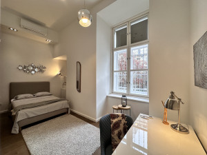 2-Bedroom Apartment on Október 6. utca