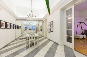 1-Bedroom Apartment in Historic Villa