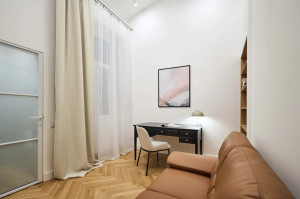 2-Bedroom Designer Apartment Near Parliament