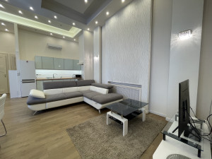 2-Bedroom Flat for Rent in Báthory utca