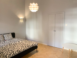 2-Bedroom Apartment in Damjanich utca