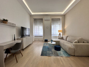 1-Bedroom Sunny Apartment with Balcony