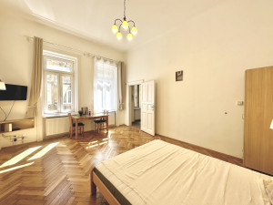 1-Bedroom Apartment in Jósika utca
