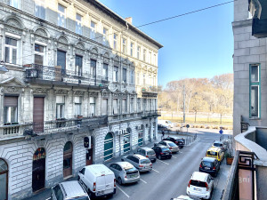 1-Bedroom Apartment with Balcony in Peterdy utca