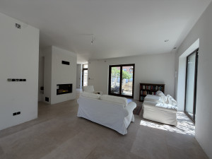 4-Bedroom Newly Built Detached Villa in District XII