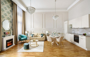 2-Bedroom Apartment 5 minutes walk from Parliament