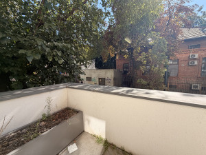 Modern 1-Bedroom Flat with Balcony on Corvin Promenade