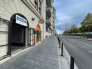 Prime Danube-Front Commercial Unit near Fővám Square