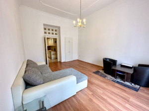 2-Unit Apartment with Balcony in József utca