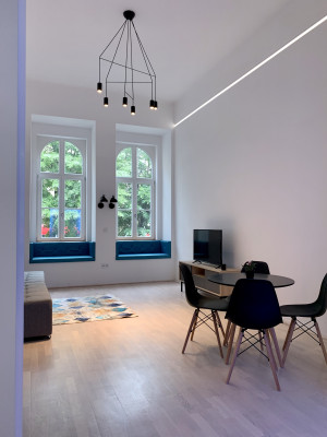 Stylish & Bright 1-Bedroom Apartment near Oktogon
