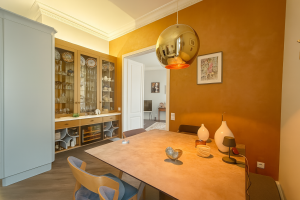 1-Bedroom Stylish Parkview Apartment with Balcony