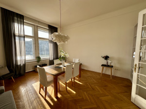 Panoramic 100 m² Danube View Apartment on Belgrád Rakpart