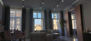 3-Bedroom Apartments with Synagogue View