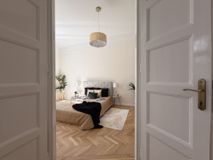 2-Bedroom Fully Renovated Apartment with Balcony
