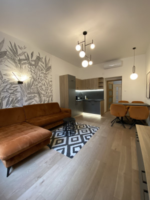 Renovated 2-Bedroom Apartment in the Heart of Downtown Budapest