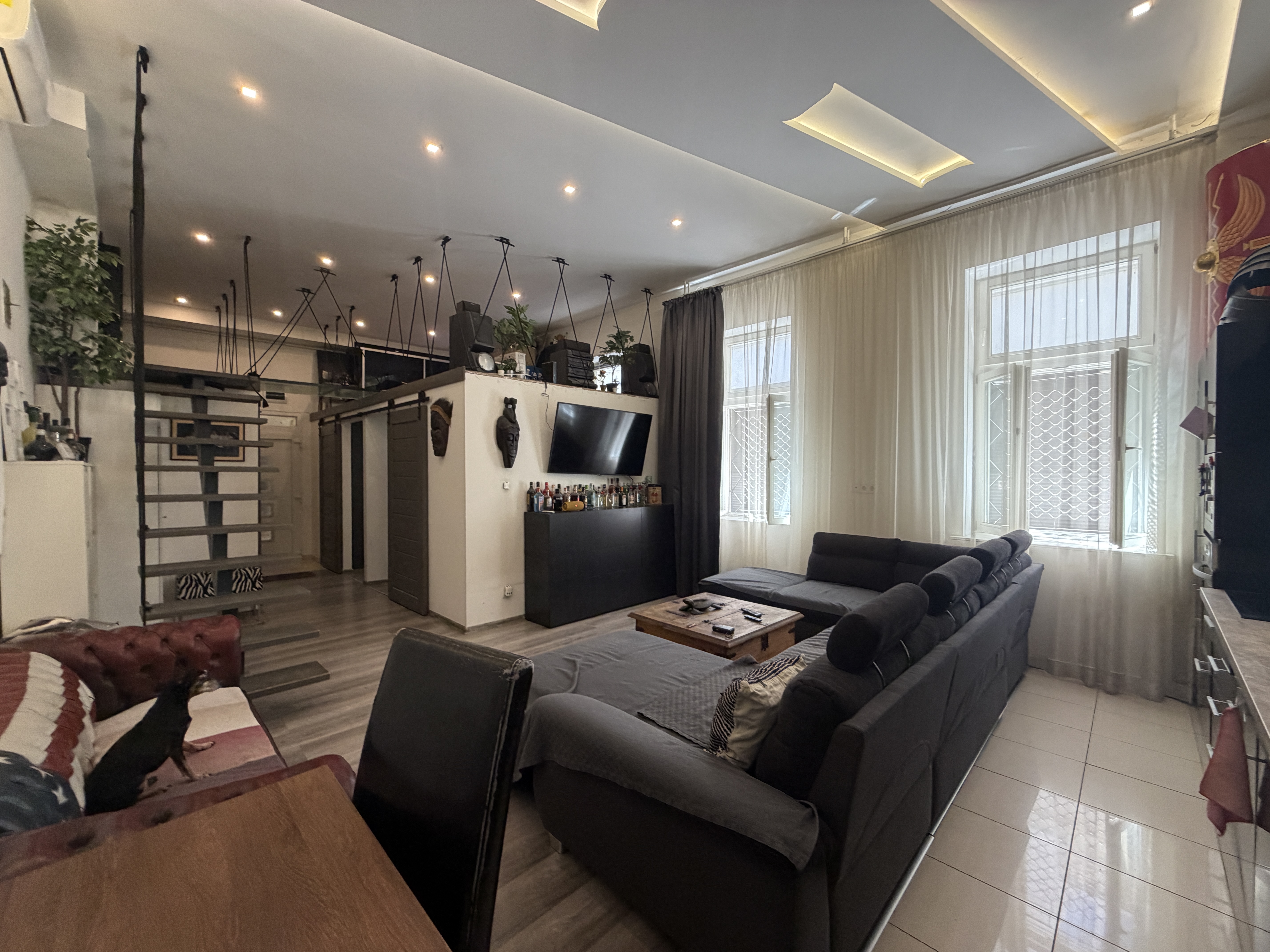 1-Bedroom Apartment in Fully Restored Historic Building