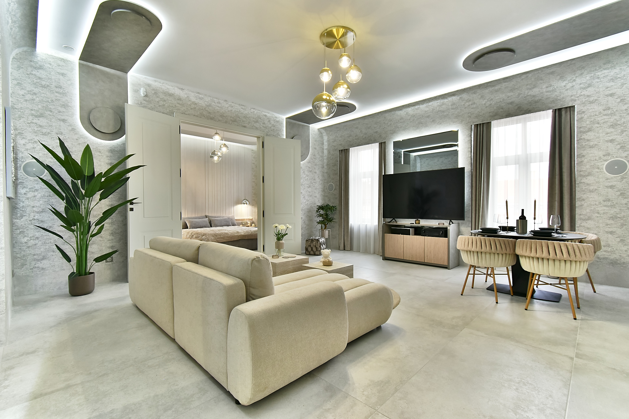 3-Bedroom Renovated Apartment near Opera