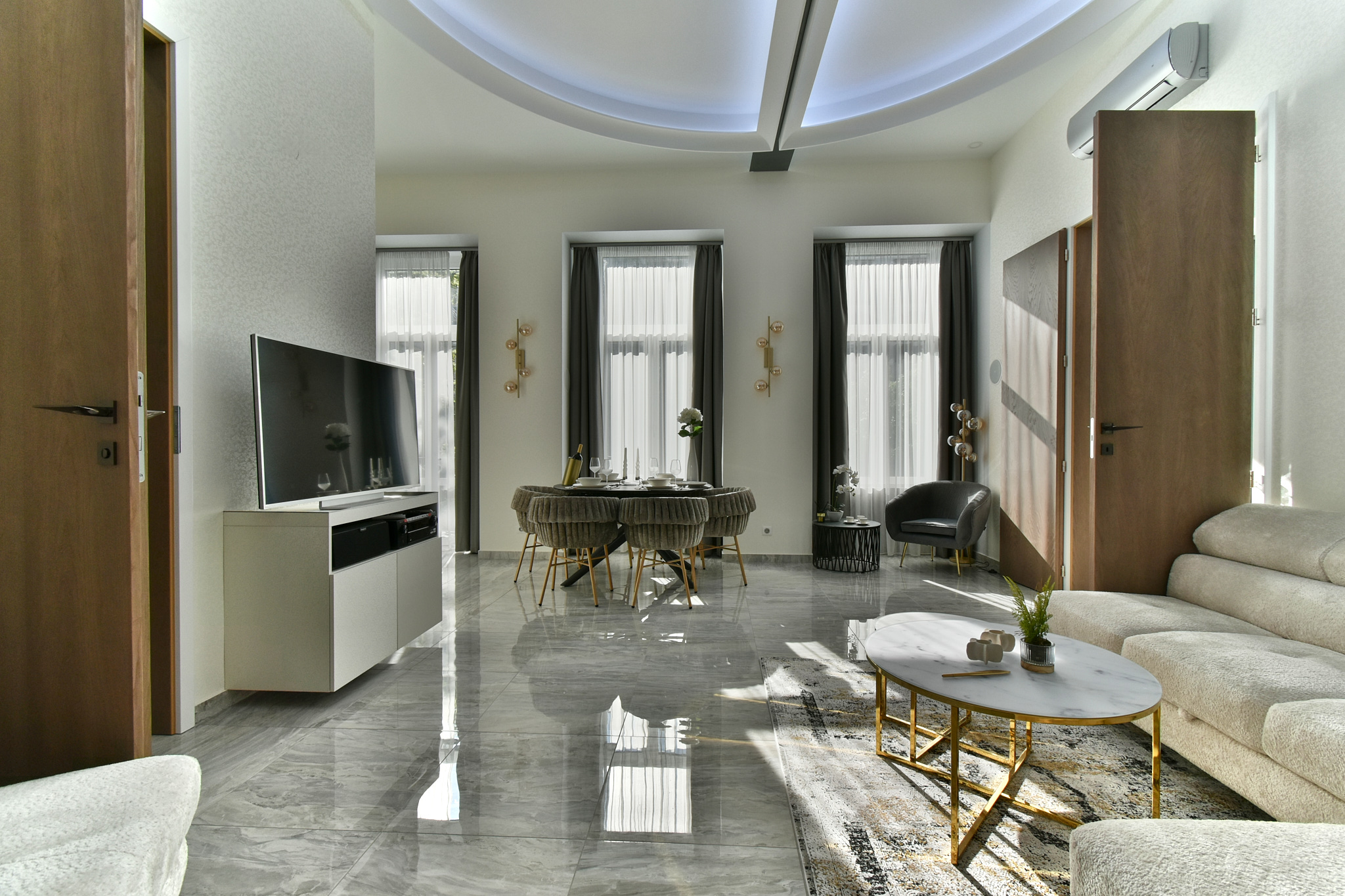 2-Bedroom Apartment with Balcony on Bajcsy-Zsilinszky út