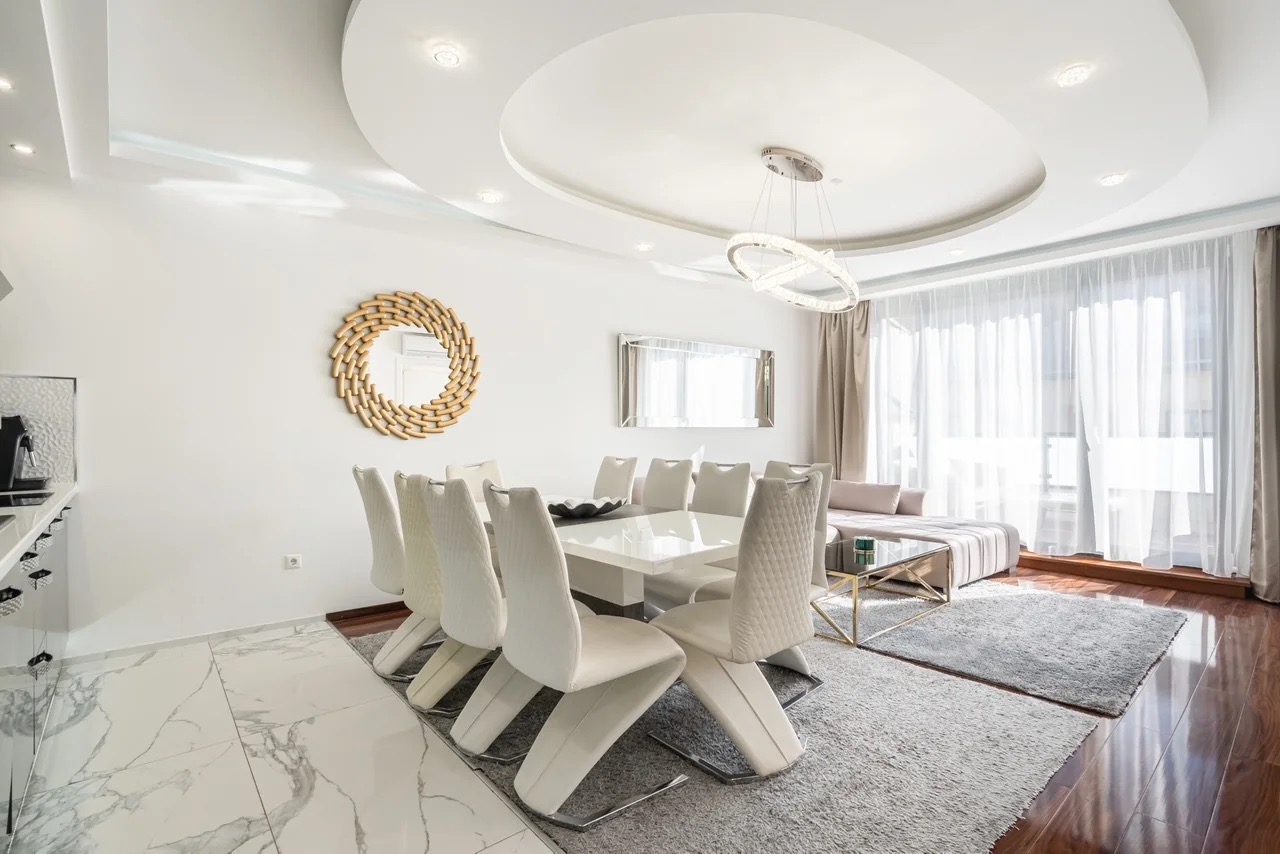 3-Bedroom Penthouse with Terrace
