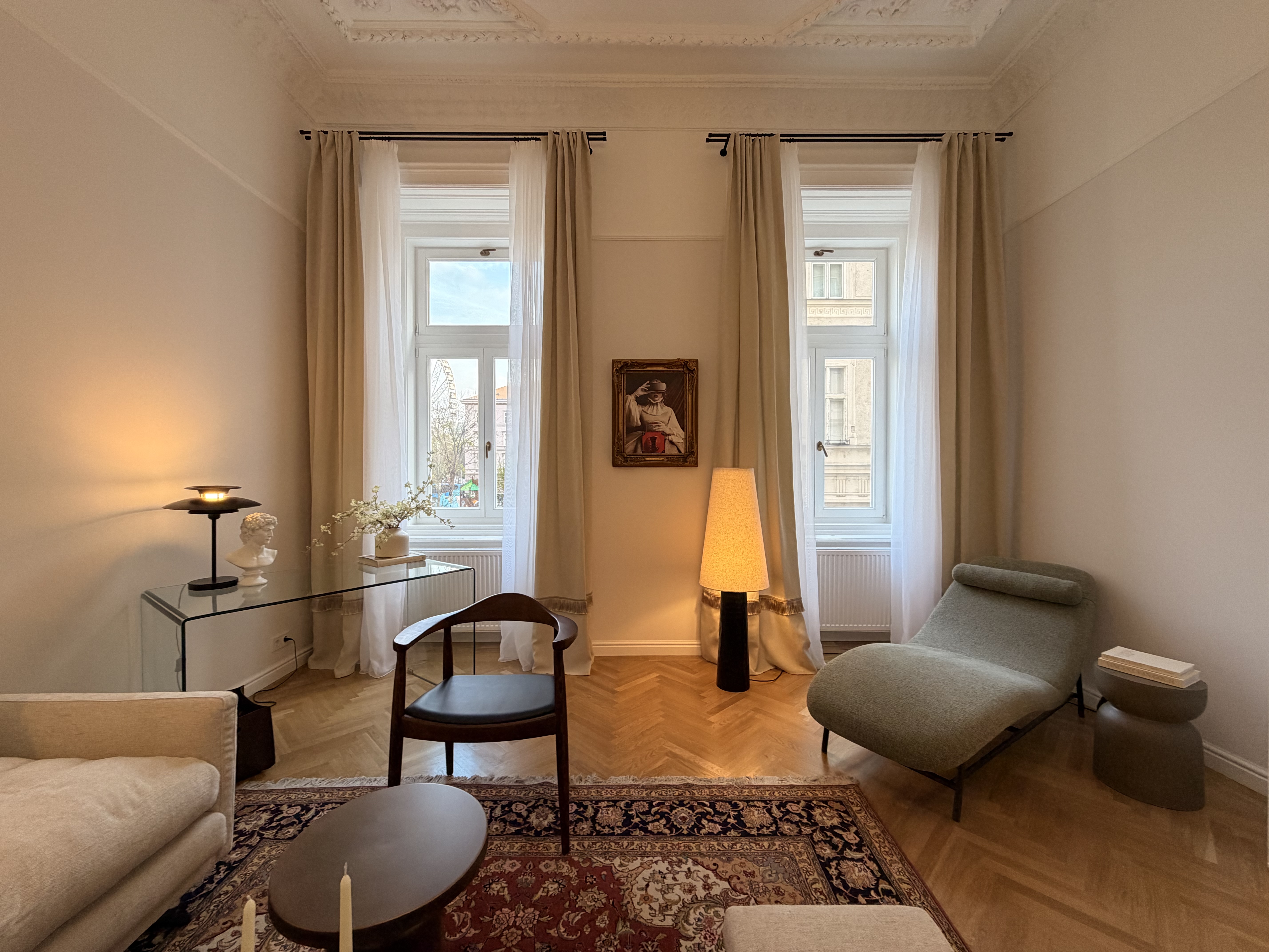 2-Bedroom Apartment with Budapest Eye View