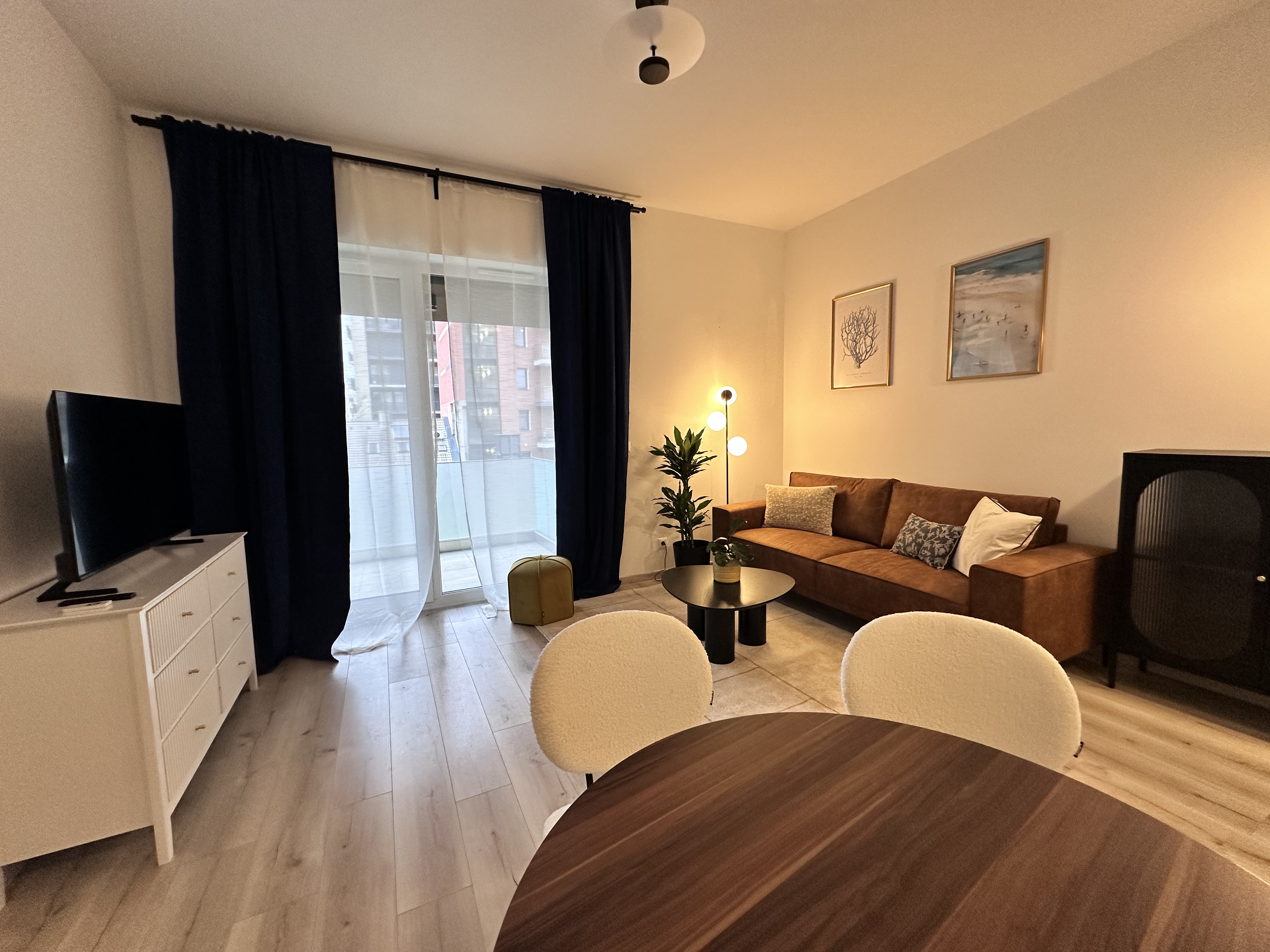 1-Bedroom Apartment with Terrace in Tóth Kálmán utca