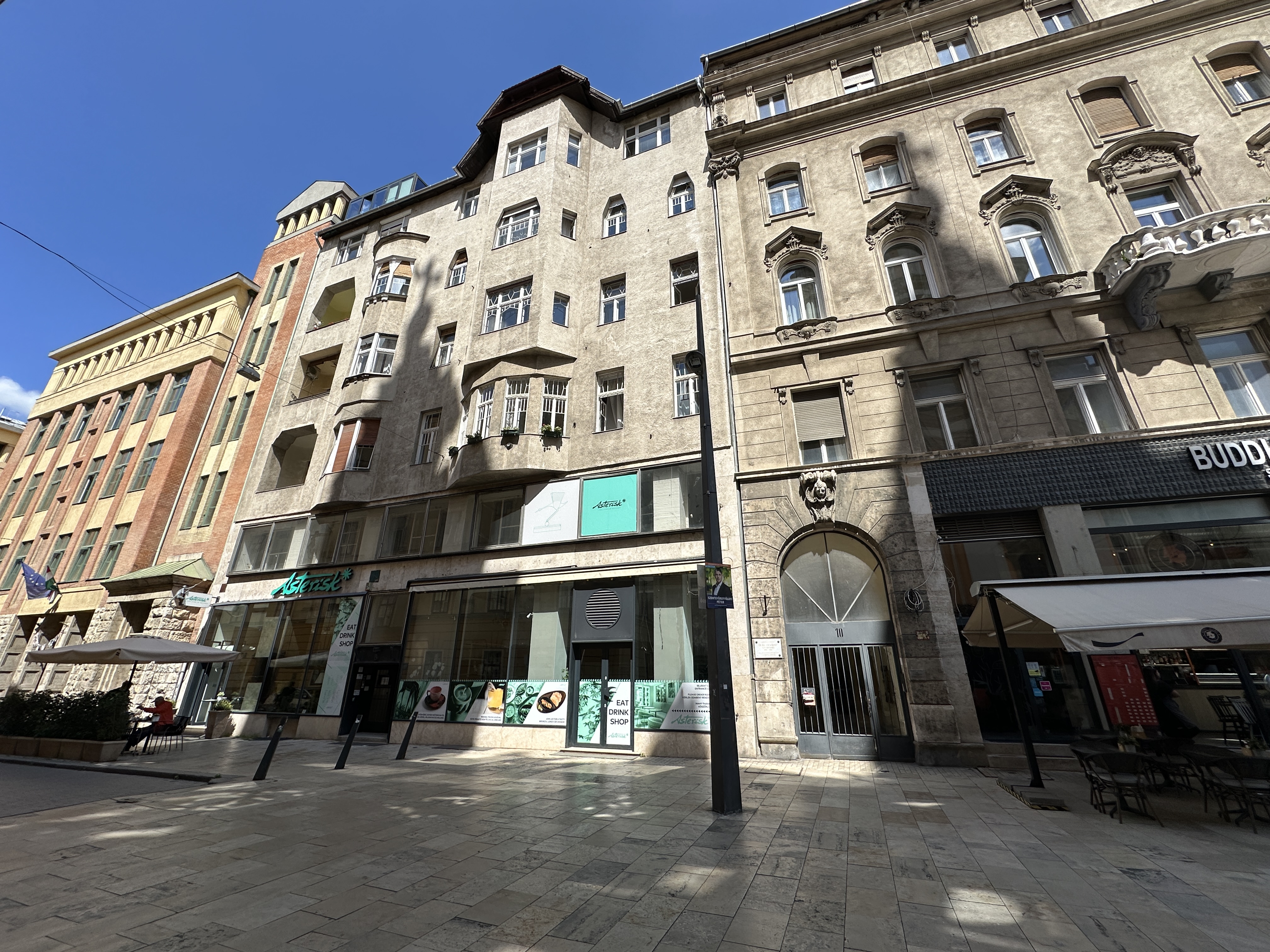 Prime Commercial Property on Egyetem Square
