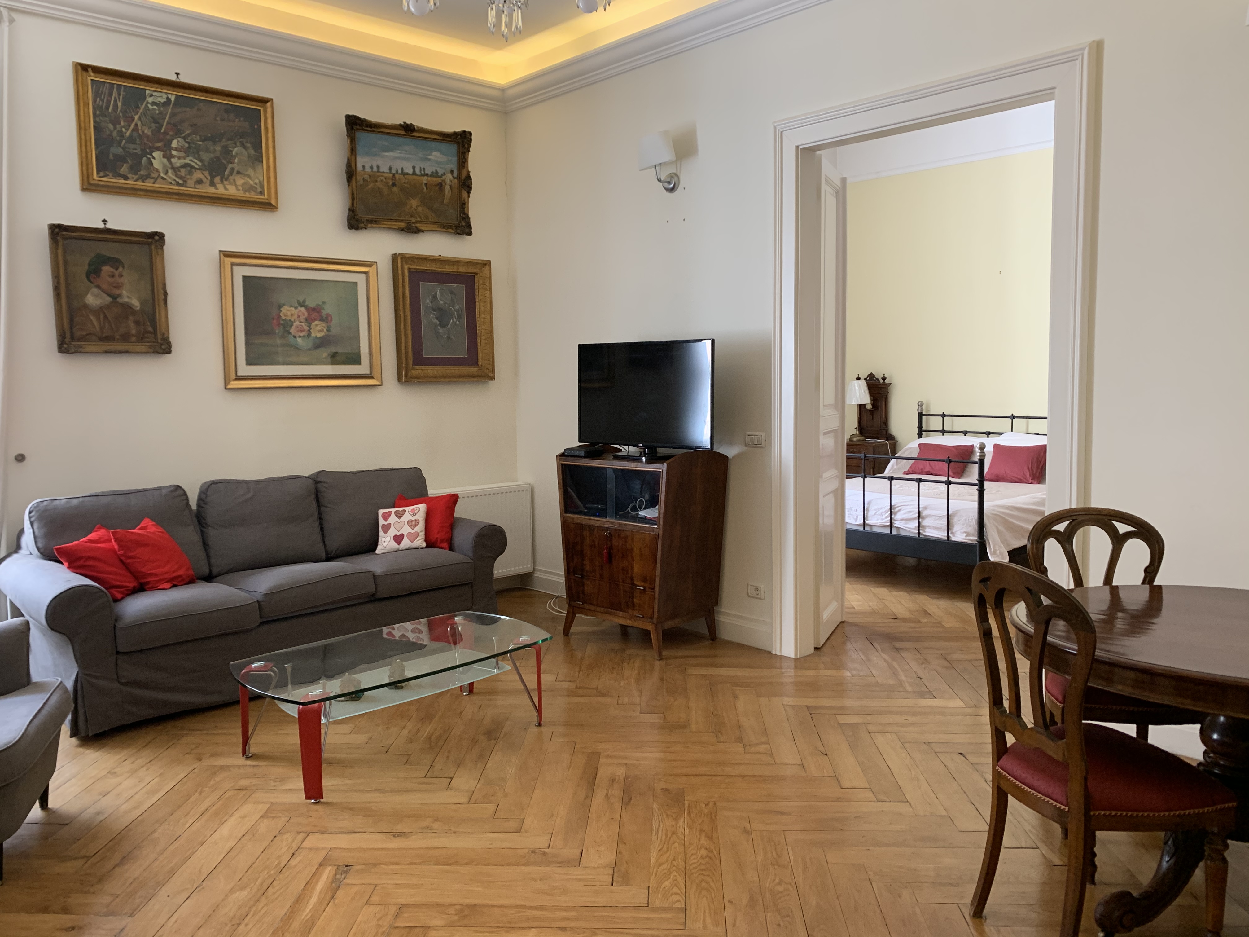 Charming 2-Bedroom Apartment near the National Museum