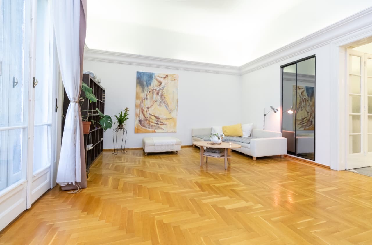 1-Bedroom Apartment in Historic Villa