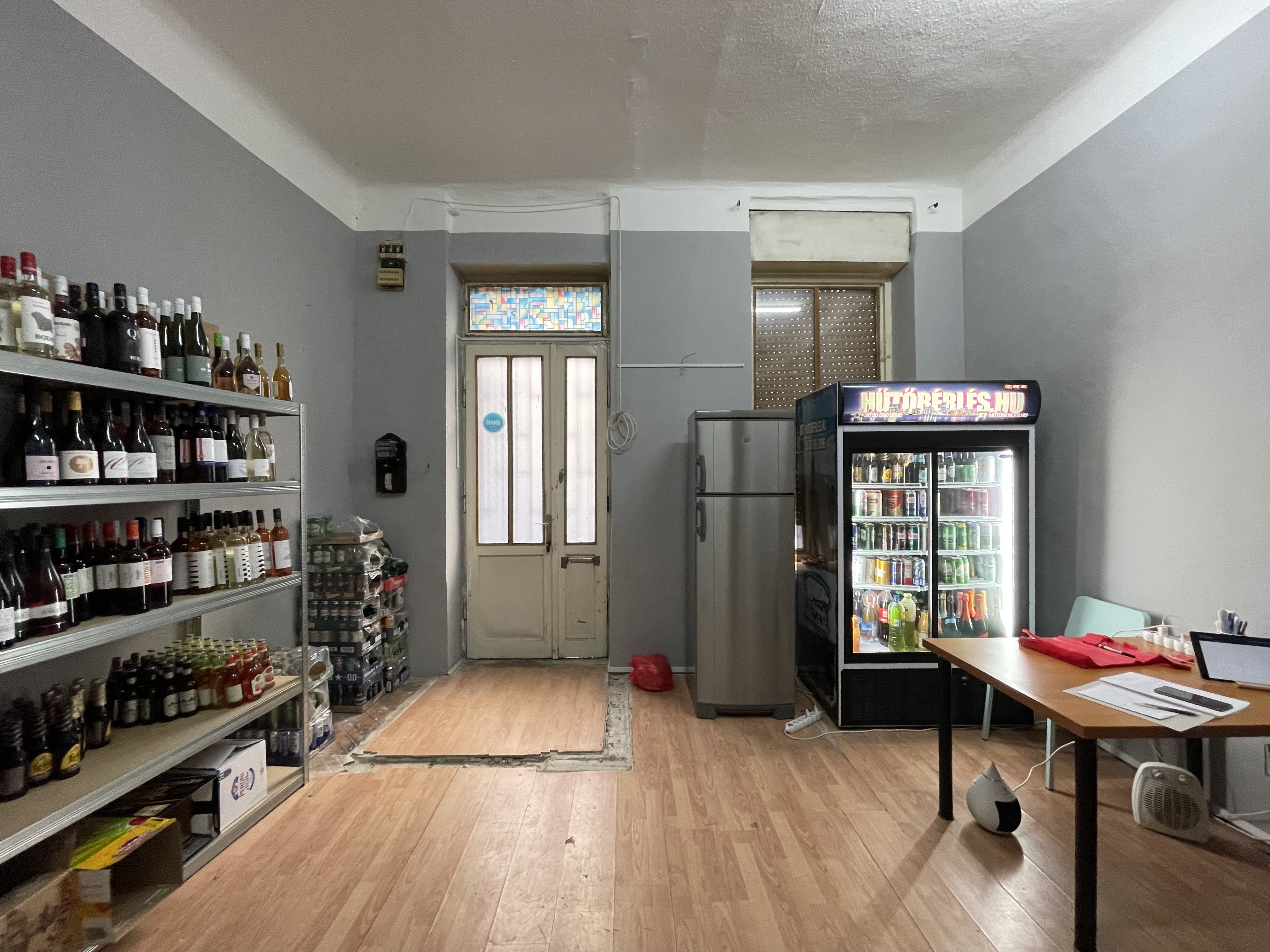 Shop for Rent in Rozsa utca
