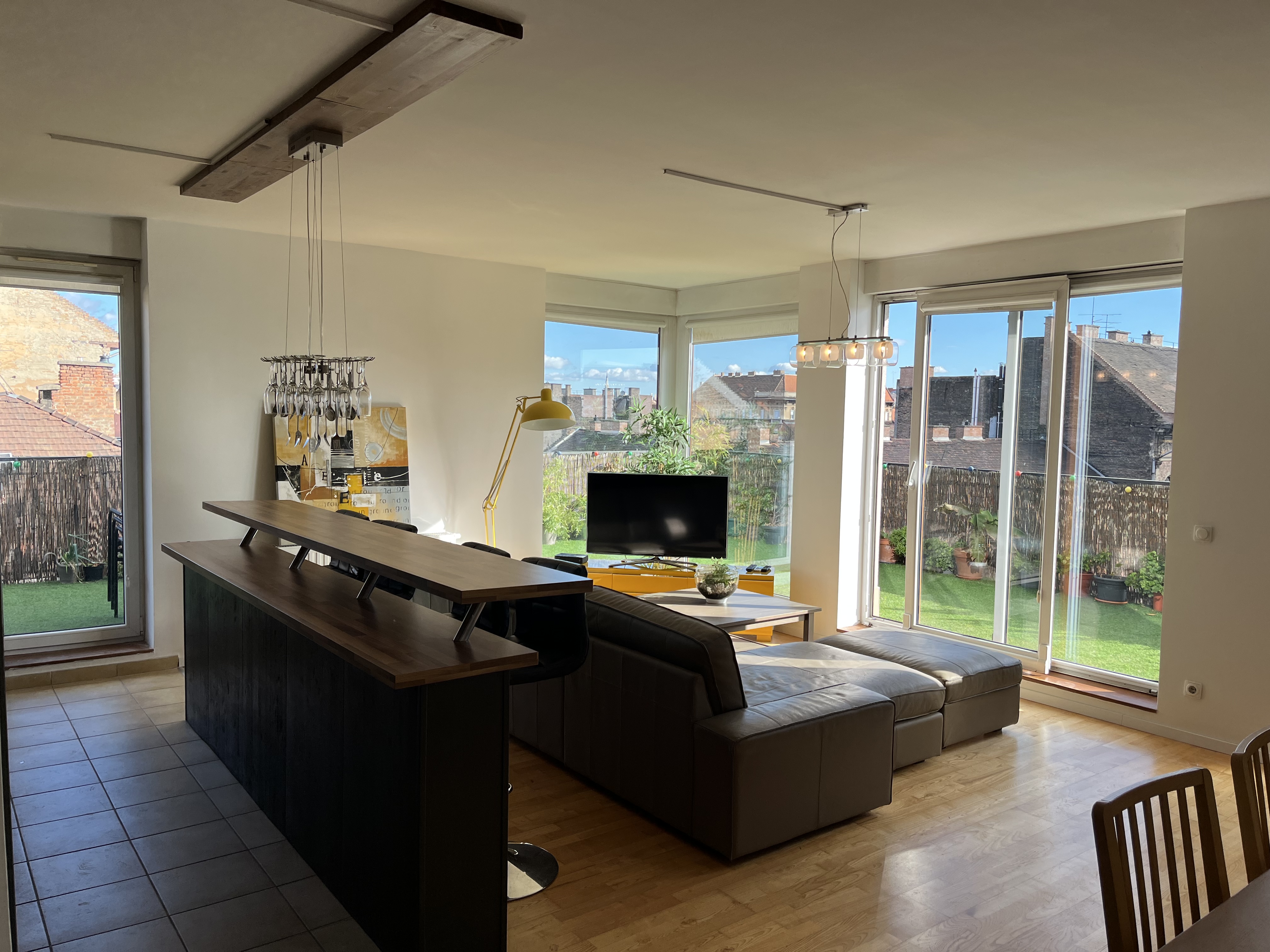 Penthouse with Panoramic Views and 53 sqm Terrace