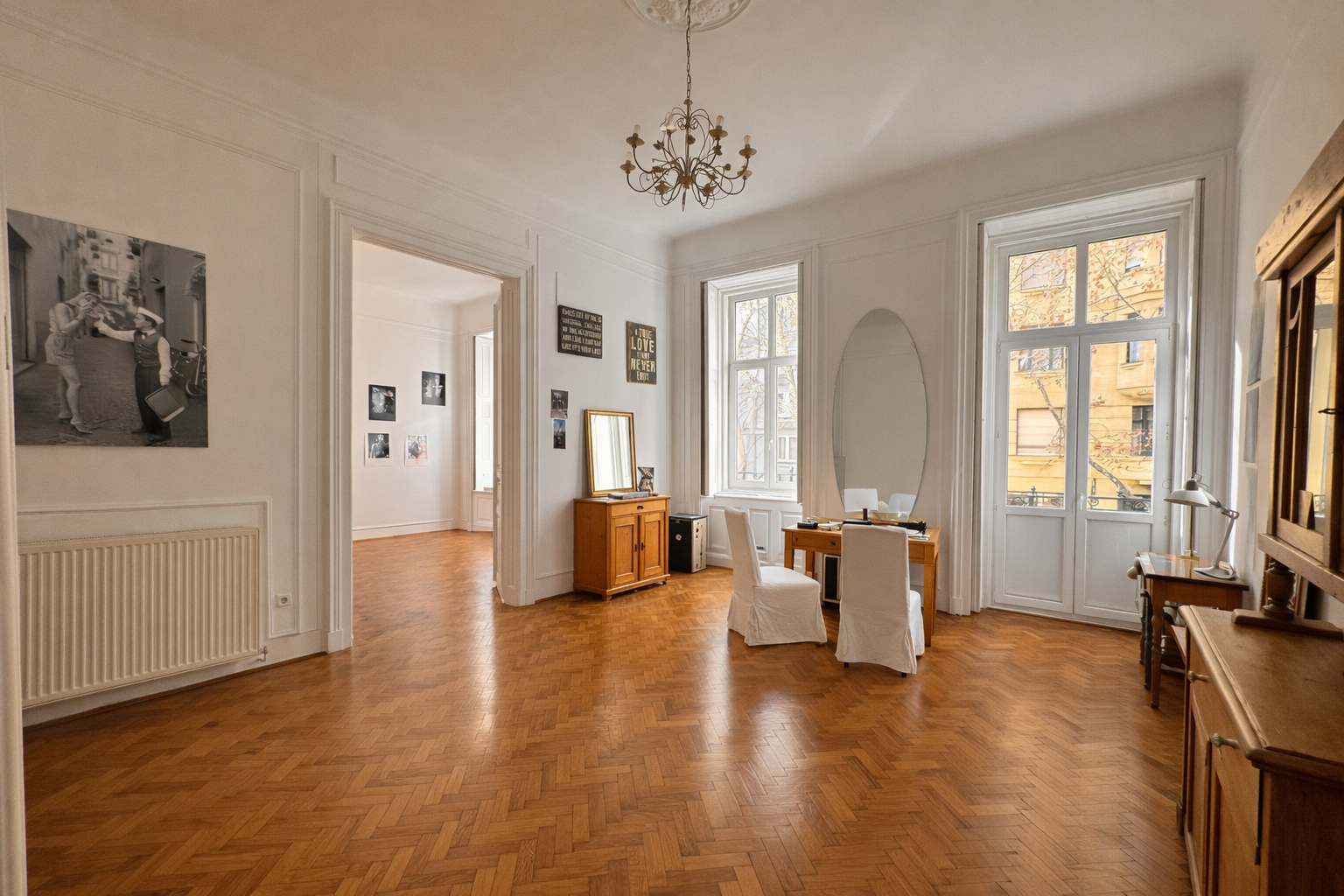 1-Bedroom Apartment on Liszt Ferenc Sqare